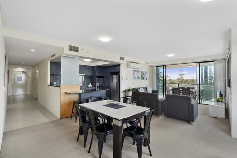 Broadbeach On The Park, 3 Bed Ocean - We Accommodate - Accommodation Fremantle 1