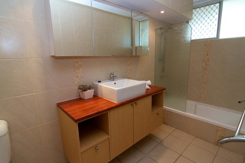 Hi Ho Beach Apartments On Broadbeach - Accommodation Fremantle 36