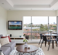 Waterside Mosman Bay Apartment w Stunning Views - Accommodation Fremantle