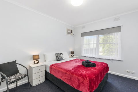 Wattle Grove Villa - Accommodation Fremantle 1