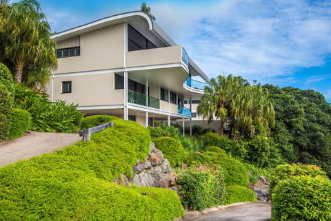 Waves 08 - Accommodation Fremantle 1