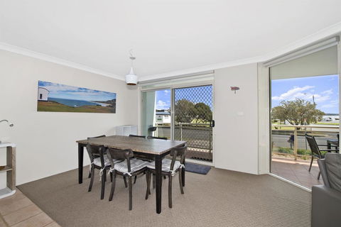 Westport Palms 14 Buller Street - Accommodation Fremantle 3