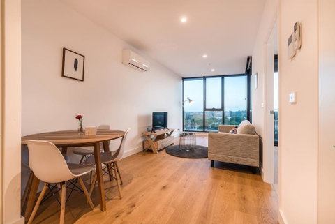 Whitehorse Tower Deluxe 1 Bedroom With View - Accommodation Fremantle 1