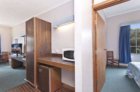 William Dutton Motel - Accommodation Fremantle 2