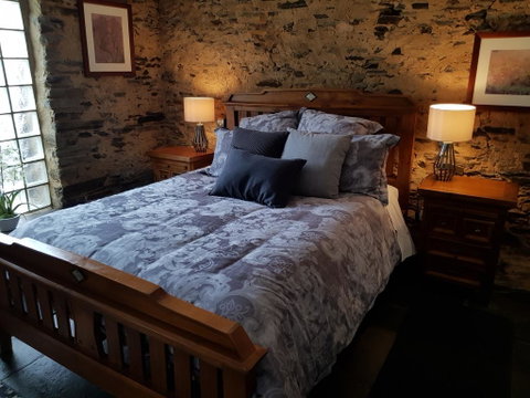 William Hunt's Retreat - Redwood Studio - Accommodation Fremantle 2