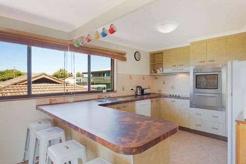Williams Wonder - Large Beach House - Accommodation Fremantle 2