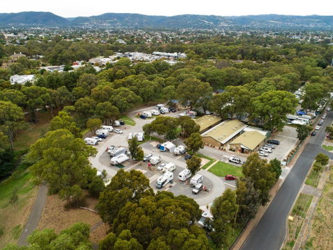 Windsor Gardens Caravan Park - Accommodation Fremantle 0