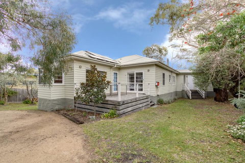 Windward House - Accommodation Fremantle 0