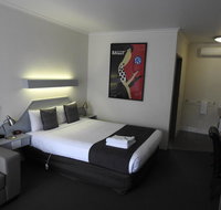 Wine Village Motor Inn - Accommodation Fremantle