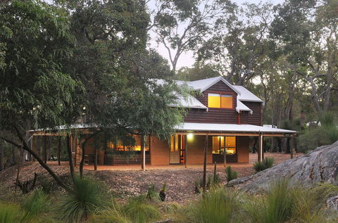 Woodstone Goanna Cottage - Accommodation Fremantle 0