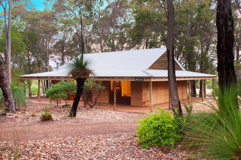Woodstone Grass Tree Cottage - Accommodation Fremantle 0