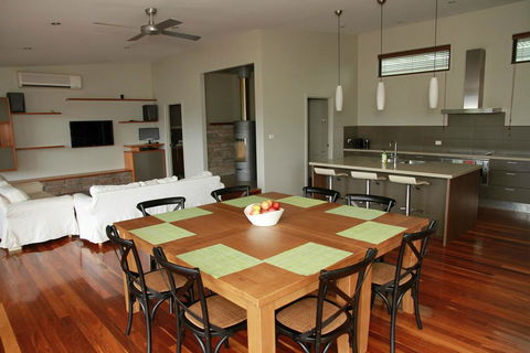 Woollybutt - Accommodation Fremantle 1