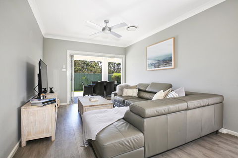 Wowly Waters - Pet Friendly - 1 Min Walk To Beach - Accommodation Fremantle 0