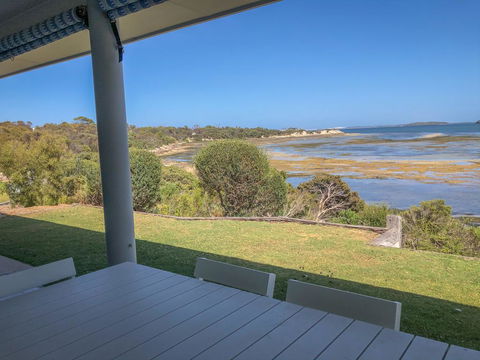 Wrightaway - Accommodation Fremantle 0