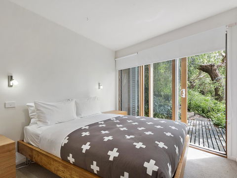 Wye View Architecturally Designed Stunning Views - Accommodation Fremantle 2