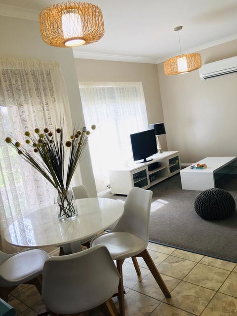 Wypinga B&B - Pet Friendly - Accommodation Fremantle 3