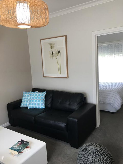 Wypinga B&B - Pet Friendly - Accommodation Fremantle 1