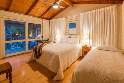 Yallingup's Best Located Beach House - Accommodation Fremantle 2