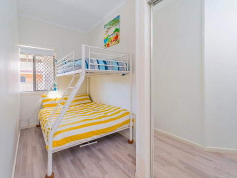 Yamba Daze - Sunset - Pet Friendly - Accommodation Fremantle 2