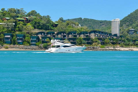 Yacht Club Villa 33 - Serenity - 4 Bedroom 4 Bathroom House Ocean Views 2 Buggies - Accommodation Fremantle 2