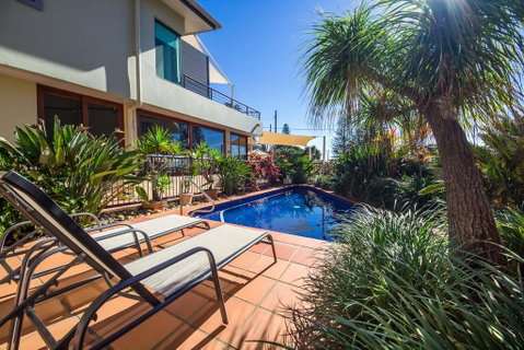 Yamba Beach Motel - Accommodation Fremantle 1