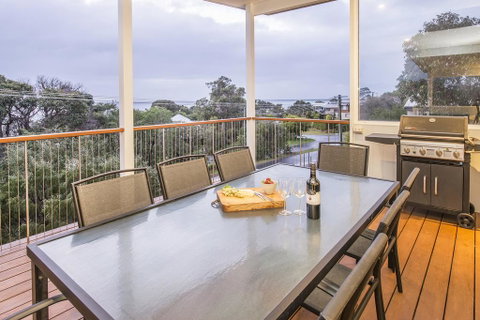 Yaringa - Accommodation Fremantle 1