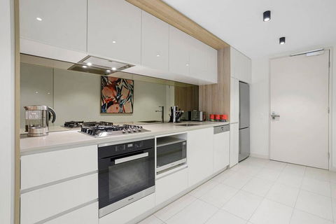 YARRA - YARRA Toorak Rd & Chapel St. Pool, Gym & Parking - Accommodation Fremantle 3