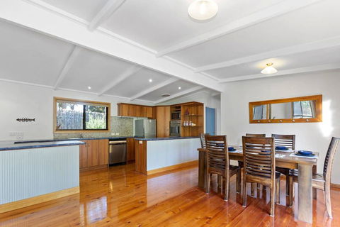 YARRABEE - The Perfect Getaway! - Accommodation Fremantle 1