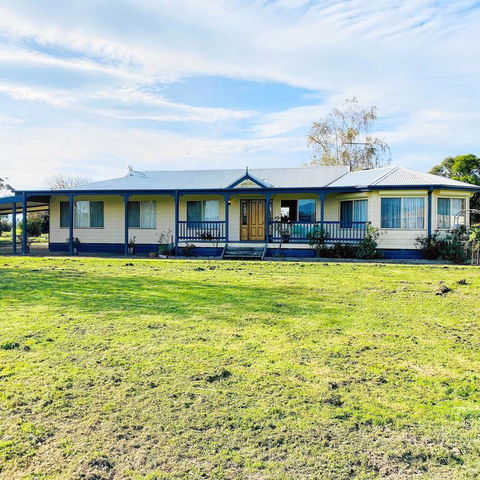 Yarragon 4 Bedroom House In Gippsland - Accommodation Fremantle 3