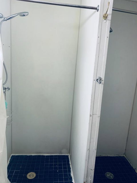 Yellow Submarine Backpackers - Accommodation Fremantle 3