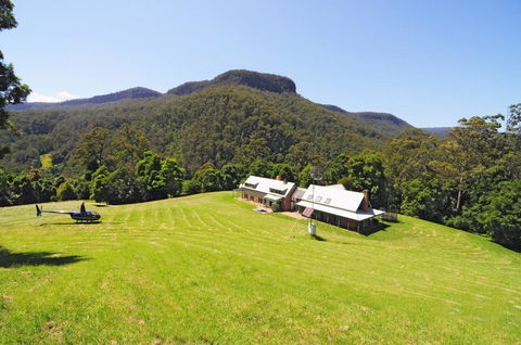 Yeola - Lush Location With River Access! - Accommodation Fremantle 1