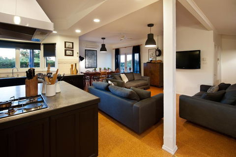 York House Daylesford - Accommodation Fremantle 2
