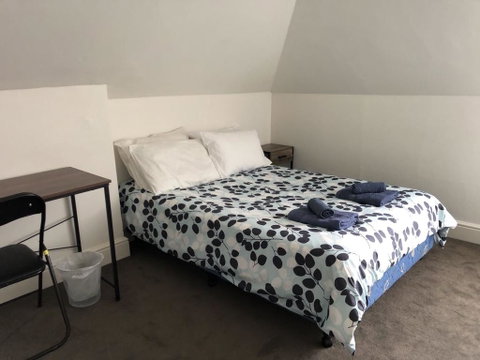 Your Home In Sandy Bay - Accommodation Fremantle 2