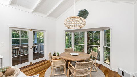 Your Luxury Escape - Bel Ombre - Palm Tree Retreat - Accommodation Fremantle 2