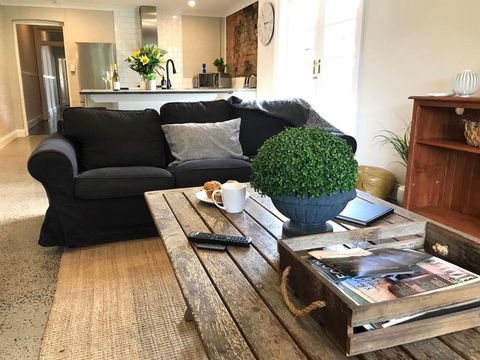 YSG The Edward Townhouse 151 - Walk To Town - Accommodation Fremantle 0