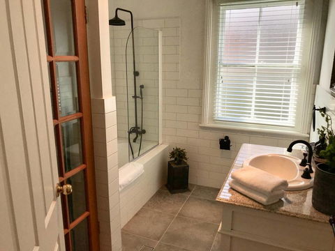 YSG The Edward Townhouse 153 - Walk To Town - Accommodation Fremantle 2