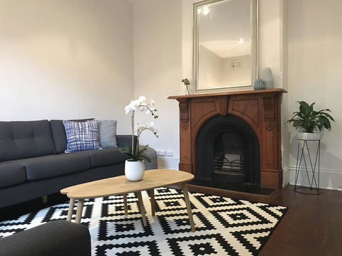 Zaara - Accommodation Fremantle 0