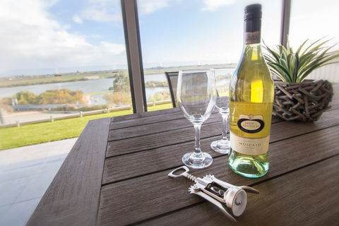 Serenity And Sweeping Murray River Views - Accommodation Fremantle 2