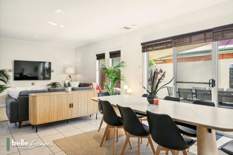3 BR Townhouse Near Airport-City-Beach - Accommodation Fremantle 4