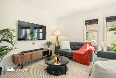 3 BR Townhouse Near Airport-City-Beach - Accommodation Fremantle 1