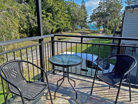 A BEACH AFFAIR - Accommodation Fremantle 0