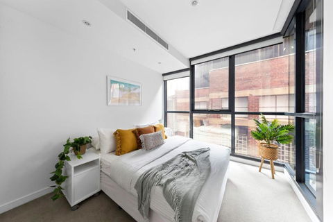 A Chic & Comfy 2BR Apt Near Federation Square - Accommodation Fremantle 0