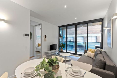 A Chic & Comfy 2BR Apt Near Federation Square - Accommodation Fremantle 4