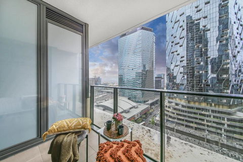 A Comfy & Stylish 2BR Apt Near Southern Cross - Accommodation Fremantle 1