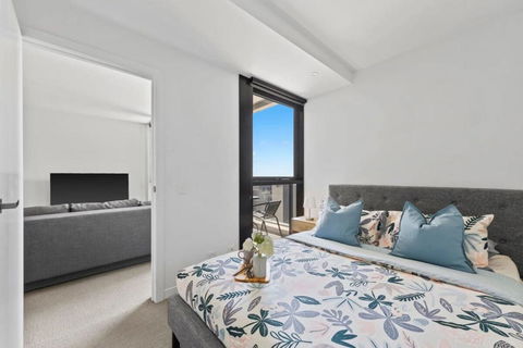 A Cozy 2BR Apt Next To Queen Victoria Market & Melbourne Central With City Views - Accommodation Fremantle 1