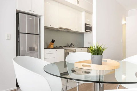 A Cozy & Modern Studio Right Next To Darling Harbour - Accommodation Fremantle 4