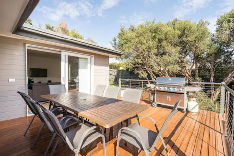A Getaway For Two - Accommodation Fremantle 0