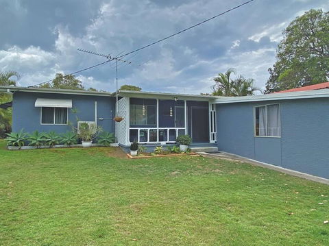 A LITTLE GREY SHACK - Accommodation Fremantle 0