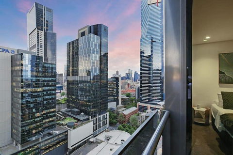 A Modern 2BR Apt With City Views FREE Parking - Accommodation Fremantle 1