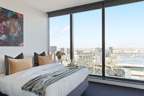 A Modern 2BR Apt With Harbour Views FREE Parking - Accommodation Fremantle 0